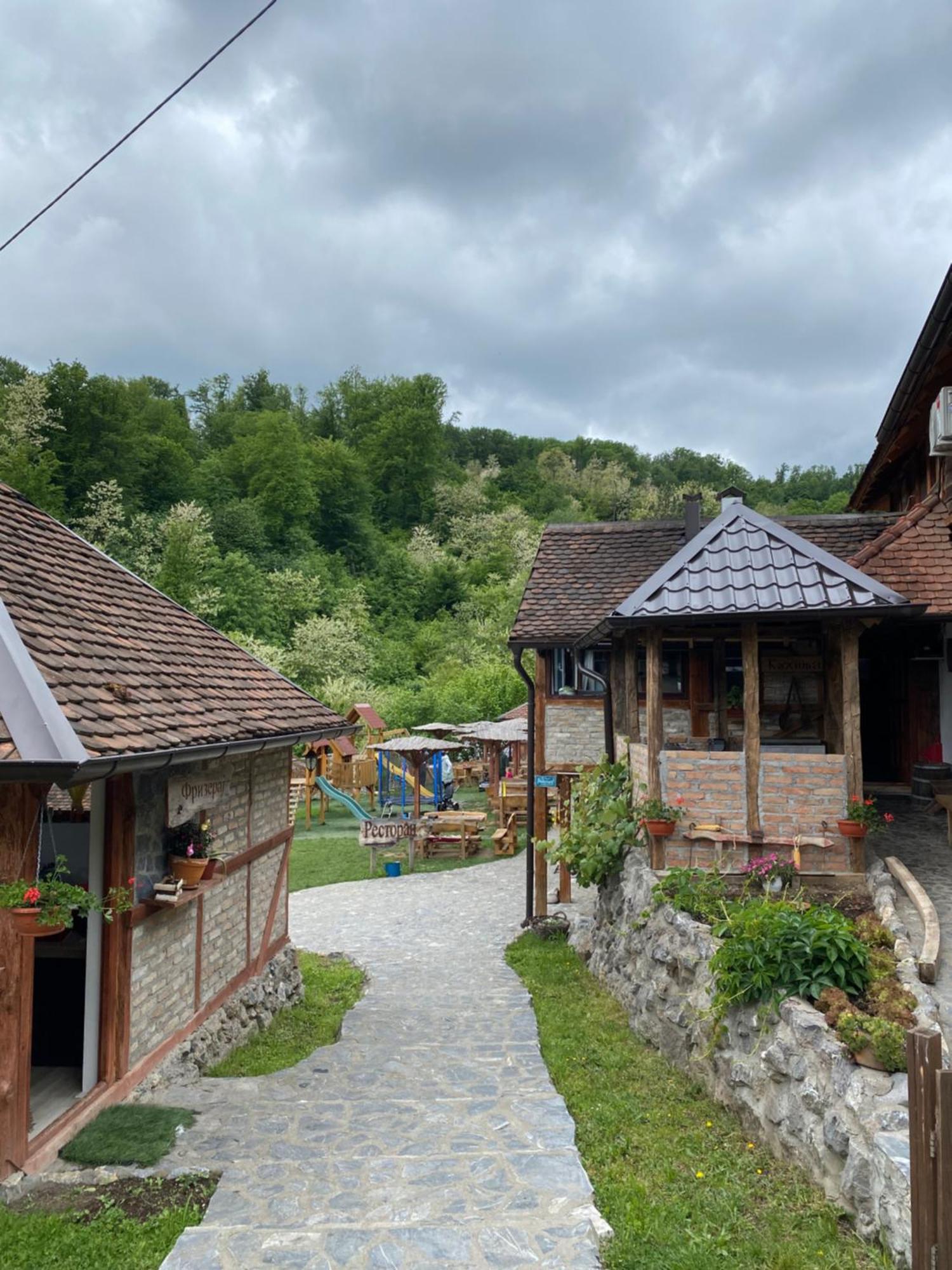 Konak Dobri Potok Krupanj ภายนอก รูปภาพ